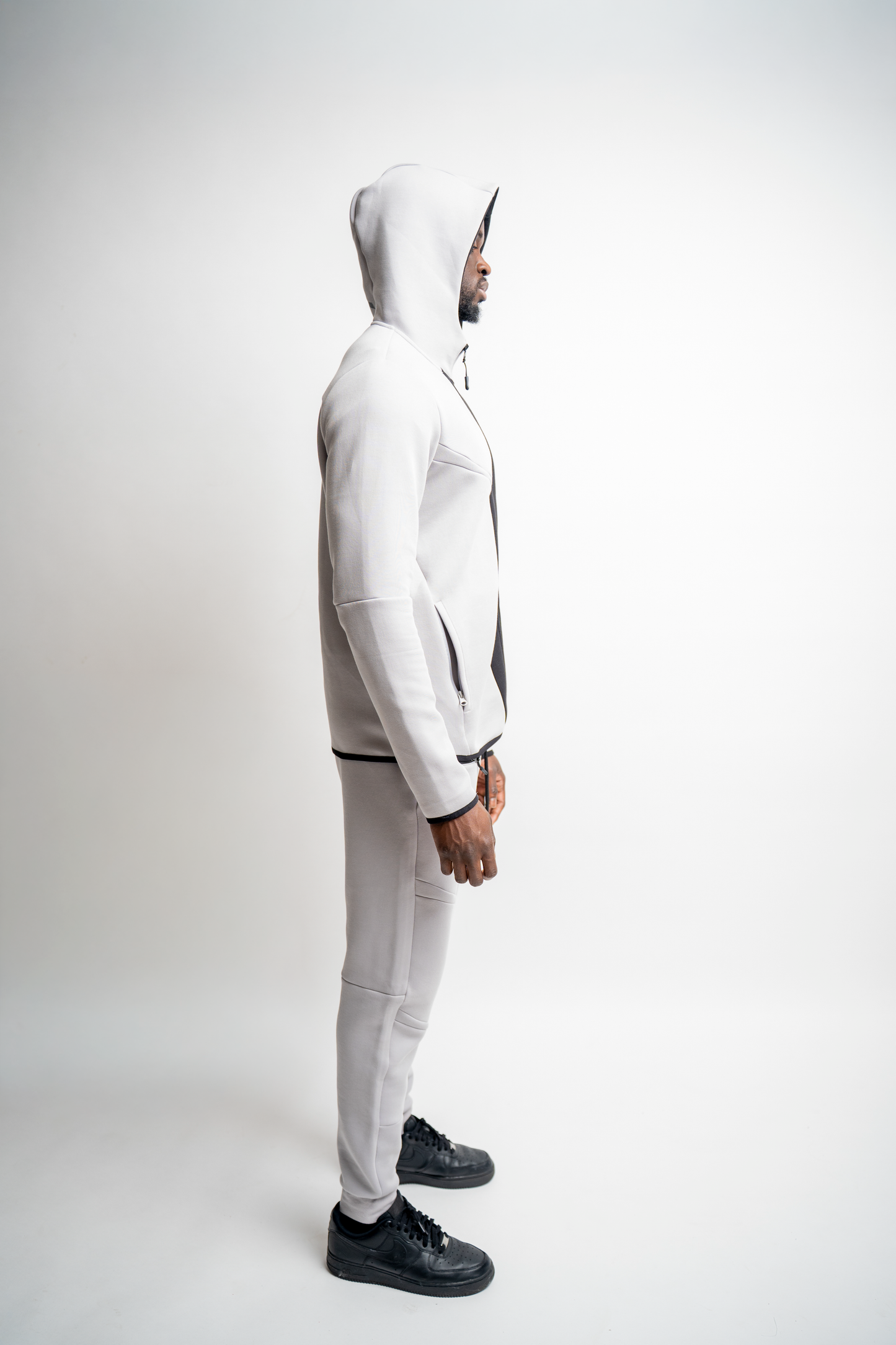 TECH GREY SWEATJACKET