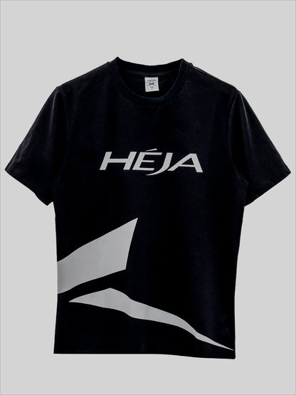 BLACK T-SHIRT