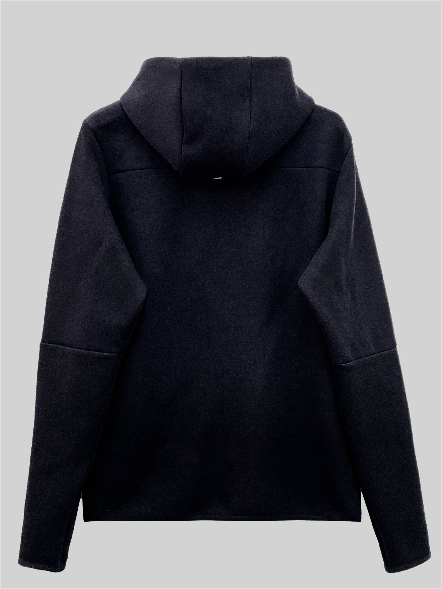 TECH BLACK SWEATJACKET