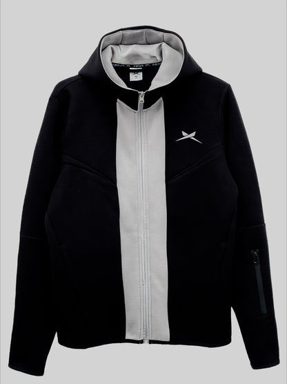 TECH BLACK SWEATJACKET